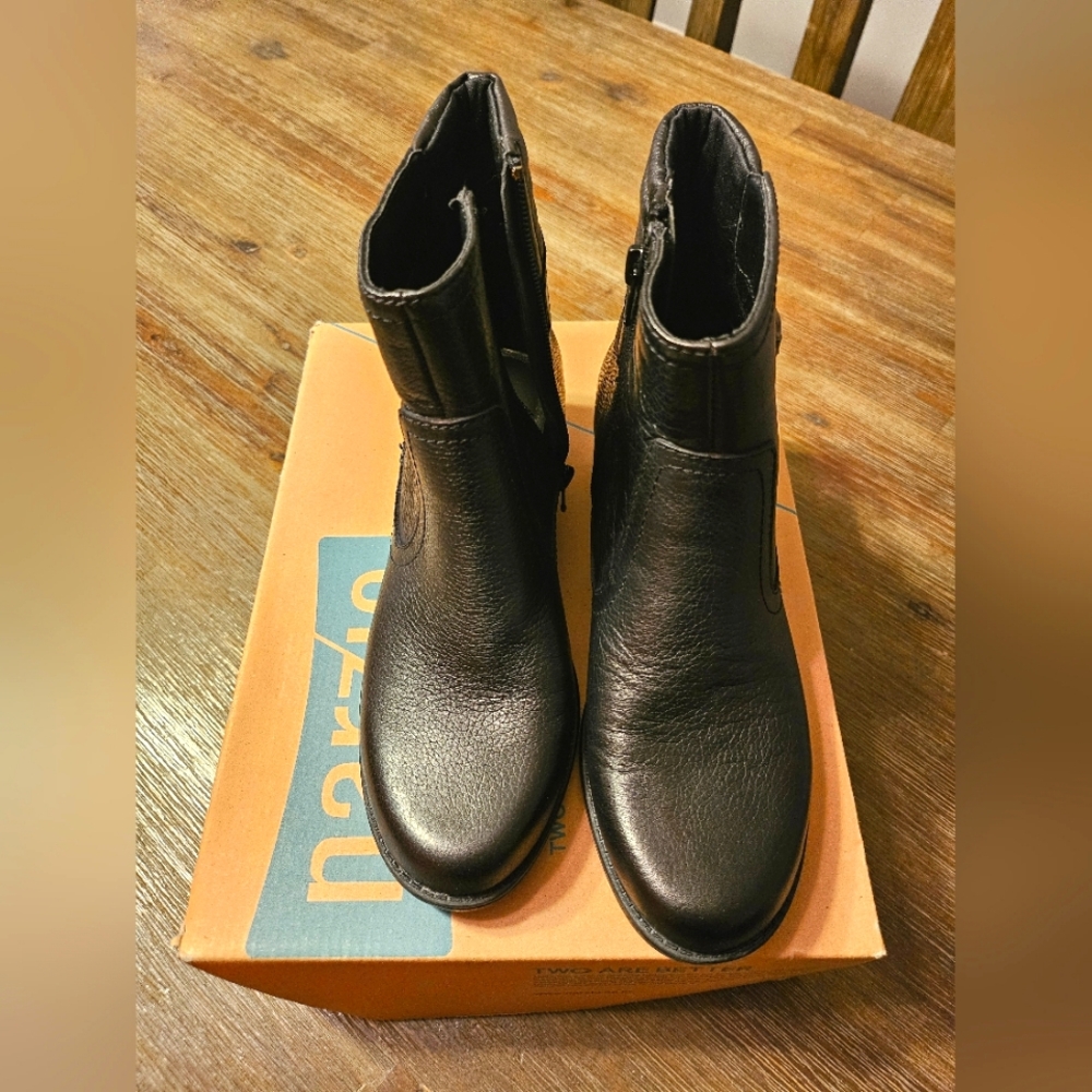 Anne Klein Sport Black Leather Ankle Boots